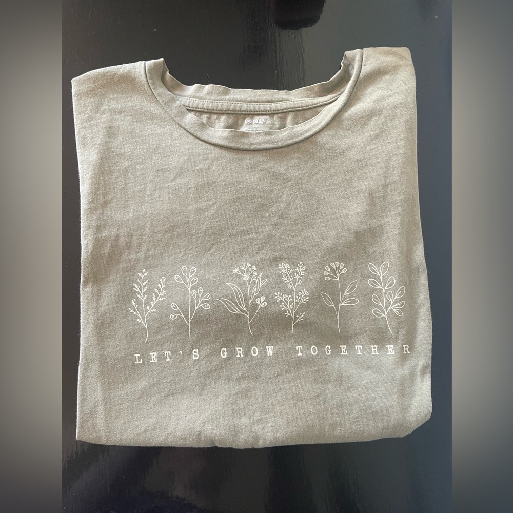 George Graphic Tee - Picture 3 of 3